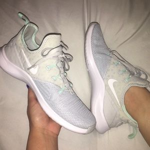 Women’s Nike Free TR8